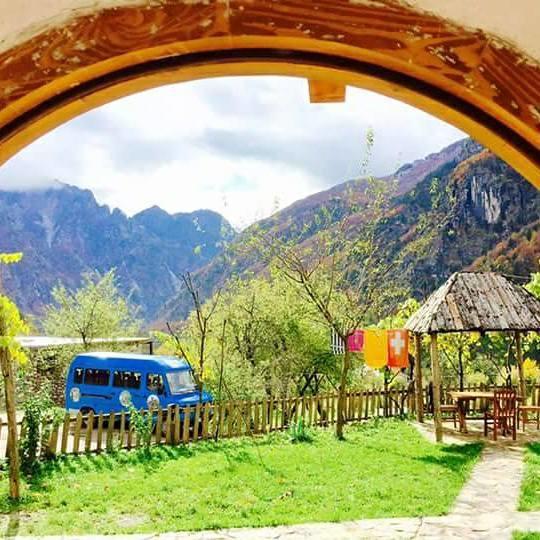 Hotel Bujtina Berishta Theth Exteriér fotografie