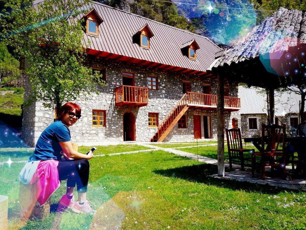 Hotel Bujtina Berishta Theth Exteriér fotografie